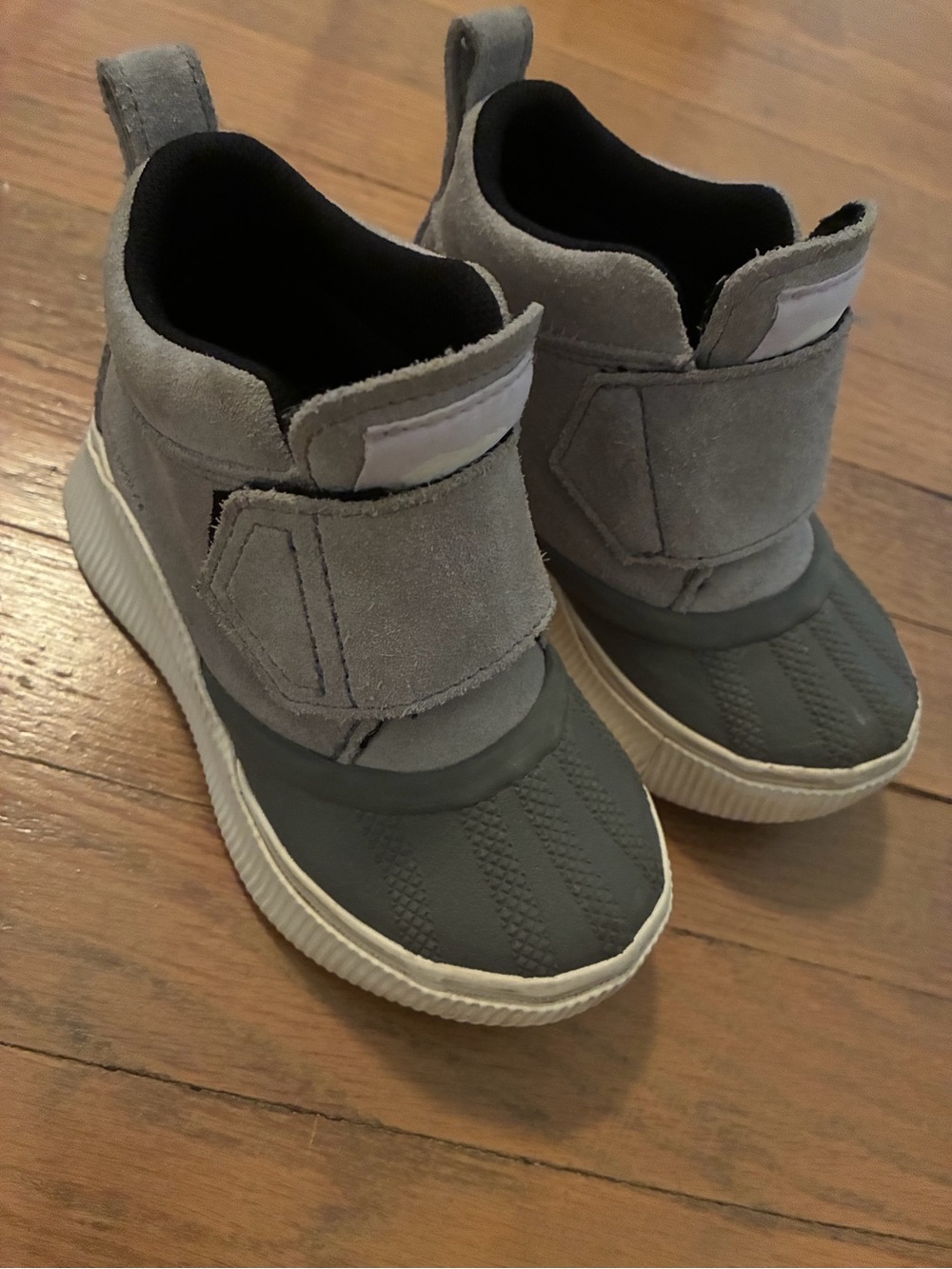 Sorel toddler size 10 Dove Grey Suede & Rubber boots